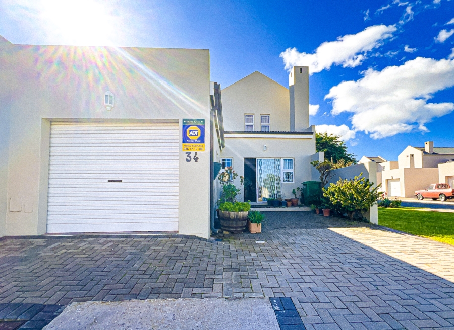 3 Bedroom Property for Sale in Villa Diamante Western Cape
